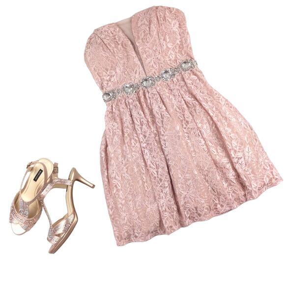 Shimmer Blush Pink Lace Party Strapless Dress 5 Barbie - Picture 8 of 8